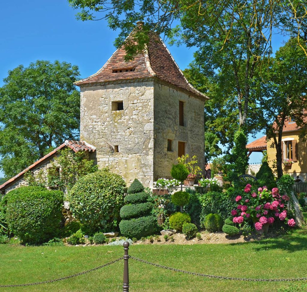 OFFICIAL SITE - 4 star campsite Domaine de La Faurie in Cahors